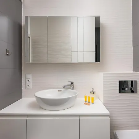 Apartamento New Comfort 332 By Bookinghost